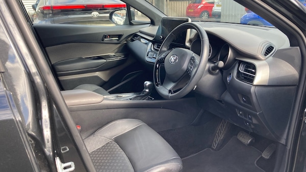 Used Toyota C-HR 2023 for sale - 75582213: Photo 11
