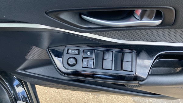 Used Toyota C-HR 2023 for sale - 75582213: Photo 32