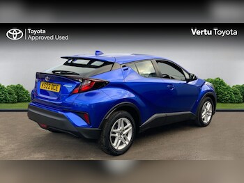 Used Toyota C-HR 2022 for sale - 77001763: Photo