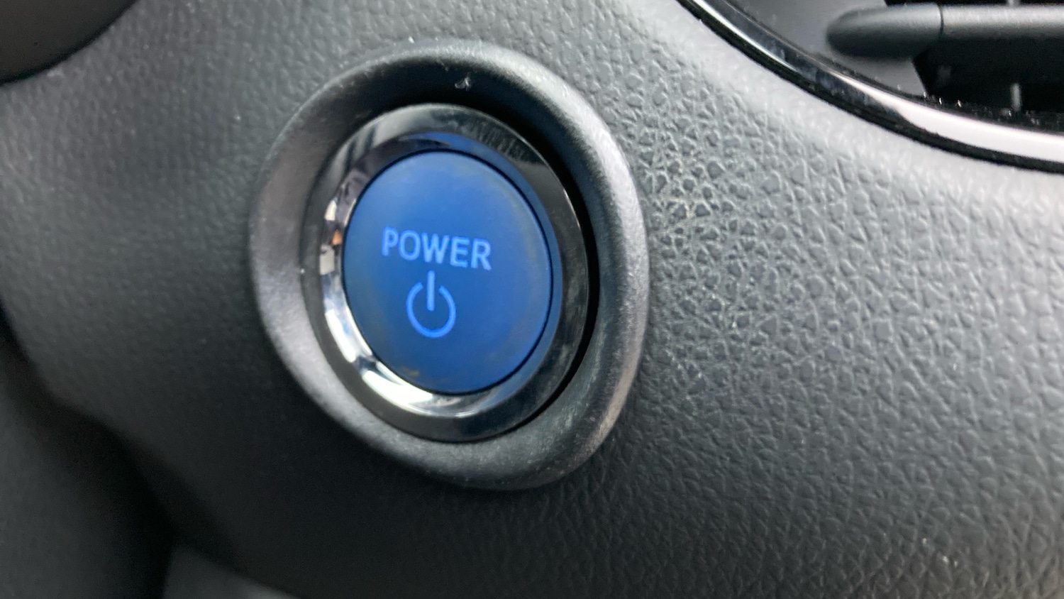 Used Toyota C-HR 2022 for sale - 77089694: Photo 32