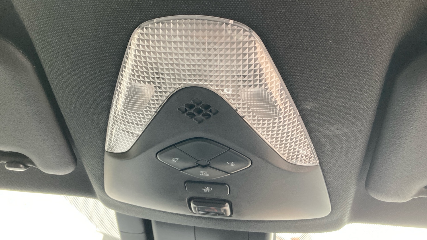 Used Toyota C-HR 2023 for sale - 77930507: Photo 38