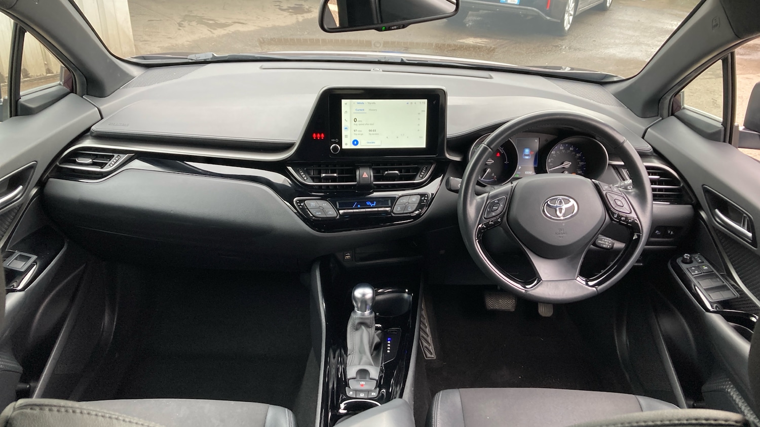 Used Toyota C-HR 2023 for sale - 77930507: Photo 5