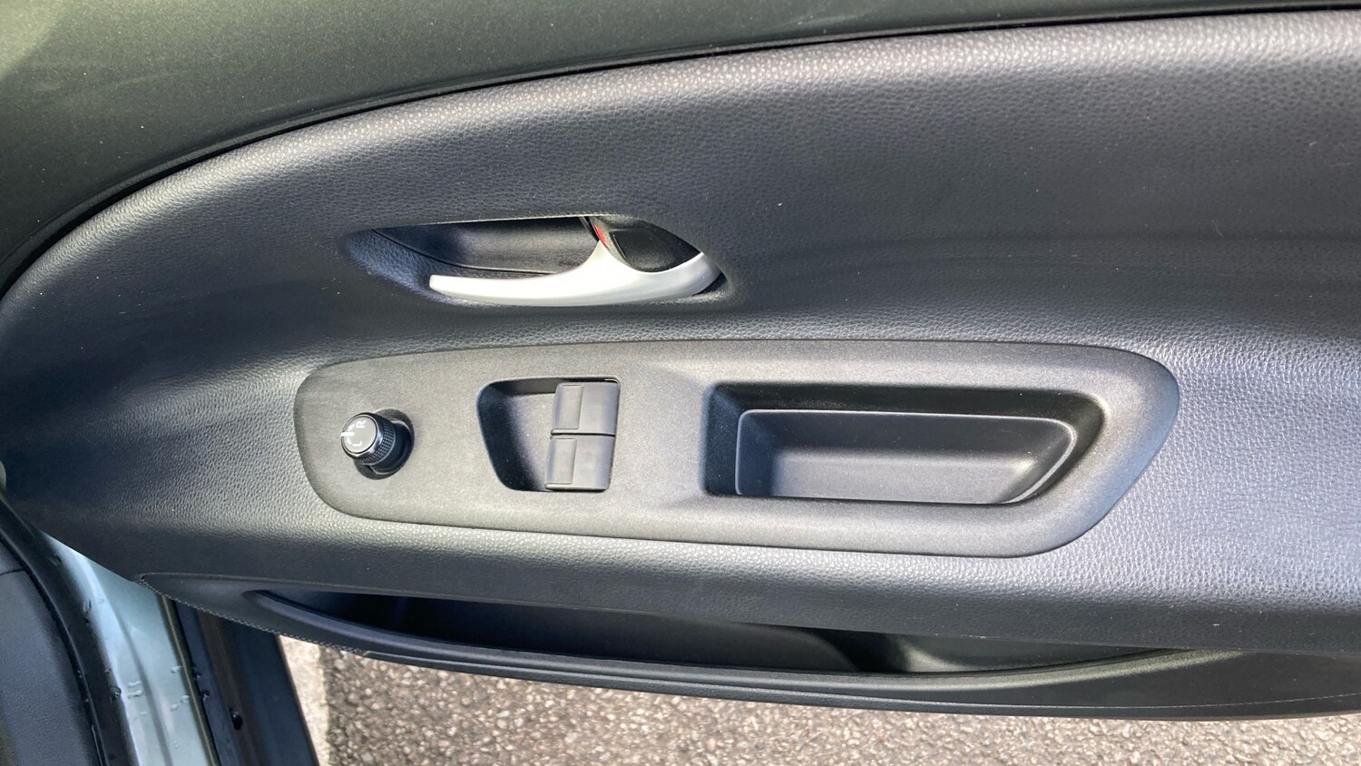 Used Toyota Aygo X 2022 for sale - 77423236: Photo 32