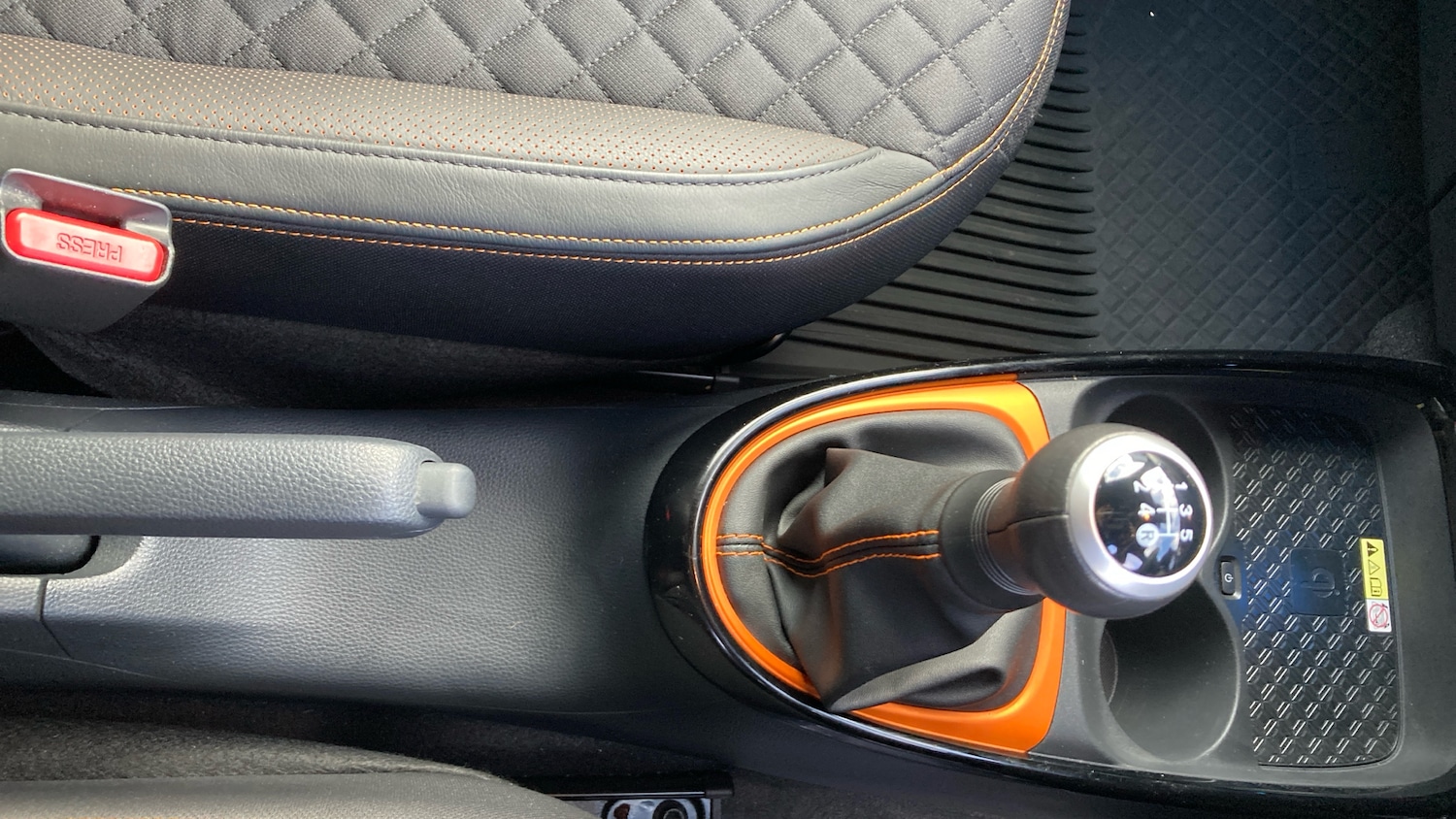 Used Toyota Aygo X 2022 for sale - 77423236: Photo 37