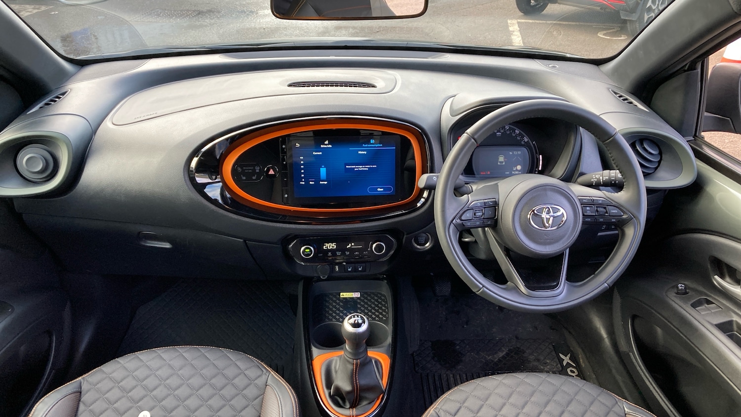 Used Toyota Aygo X 2022 for sale - 77423236: Photo 5