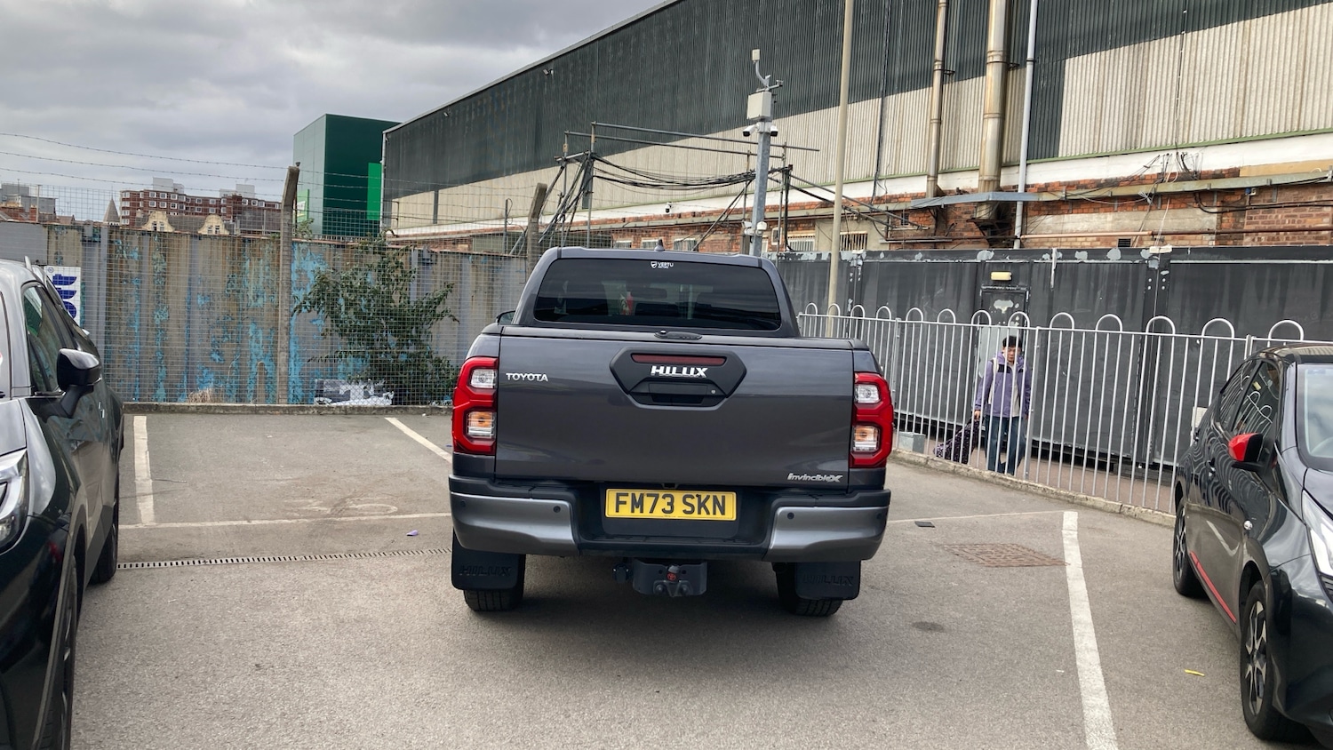Used Toyota Hilux 2023 for sale - 76255228: Photo 19