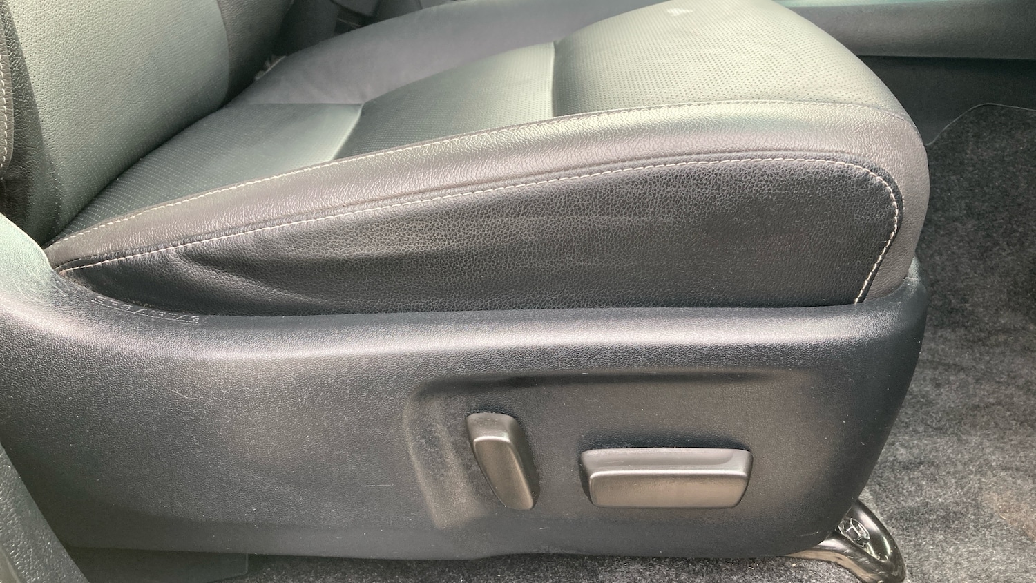 Used Toyota Hilux 2023 for sale - 76255228: Photo 34