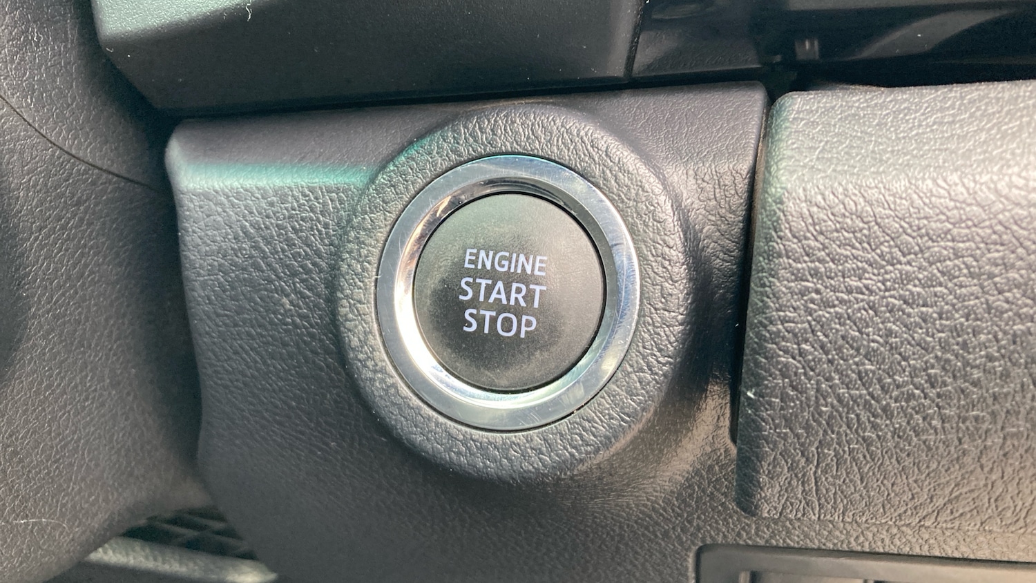 Used Toyota Hilux 2023 for sale - 76255228: Photo 36