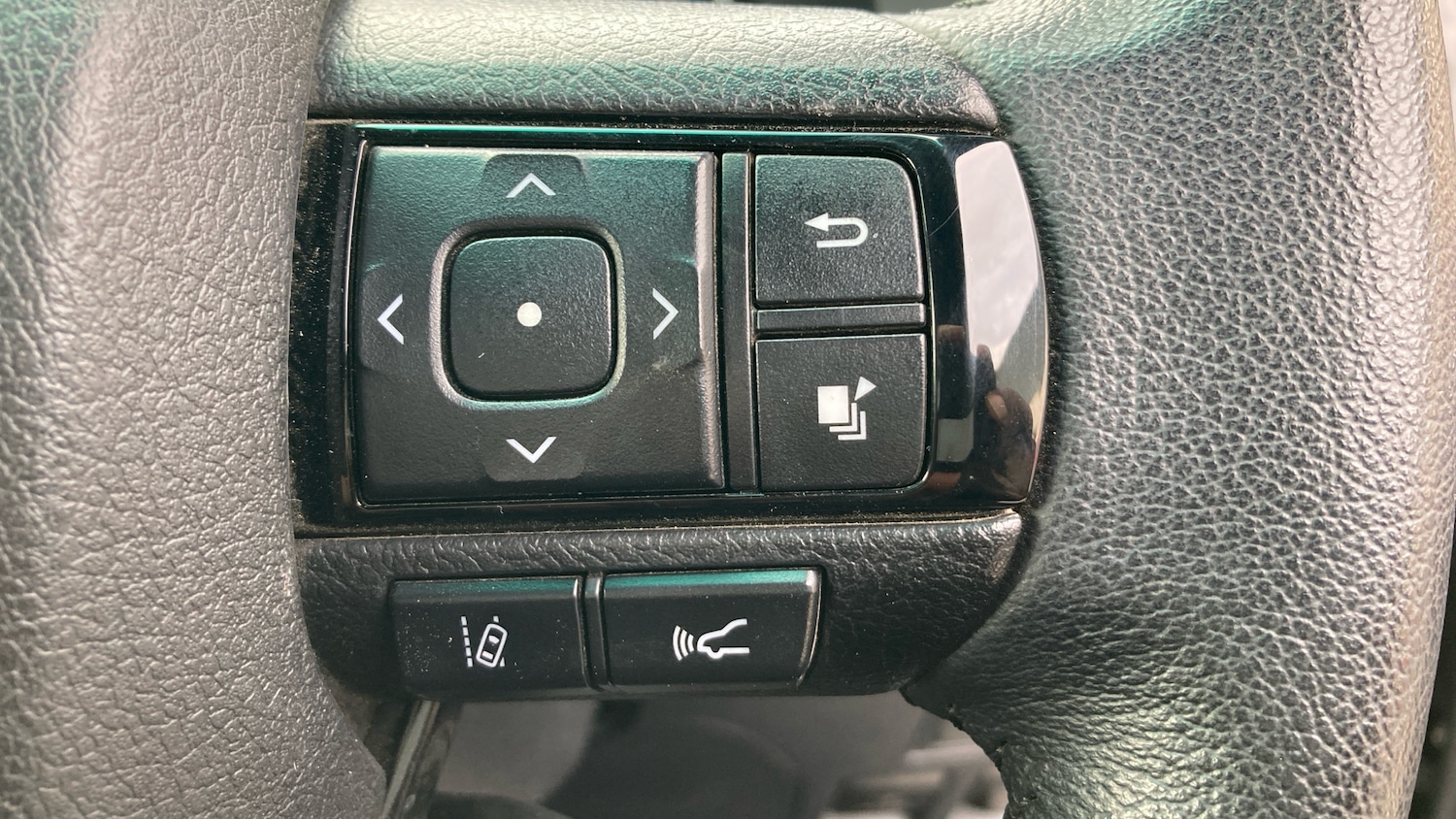 Used Toyota Hilux 2023 for sale - 76255228: Photo 37