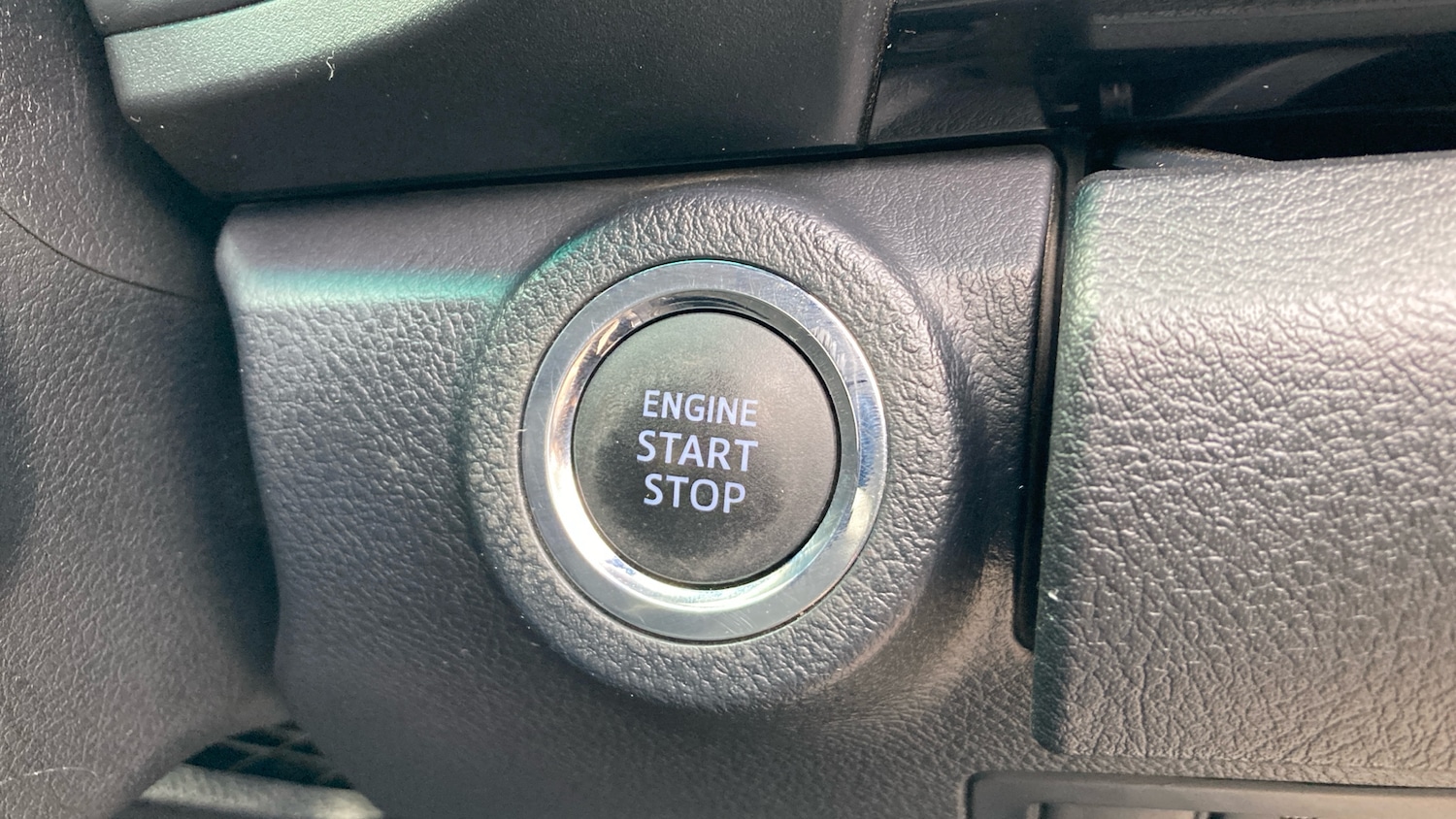 Used Toyota Hilux 2023 for sale - 76255228: Photo 44