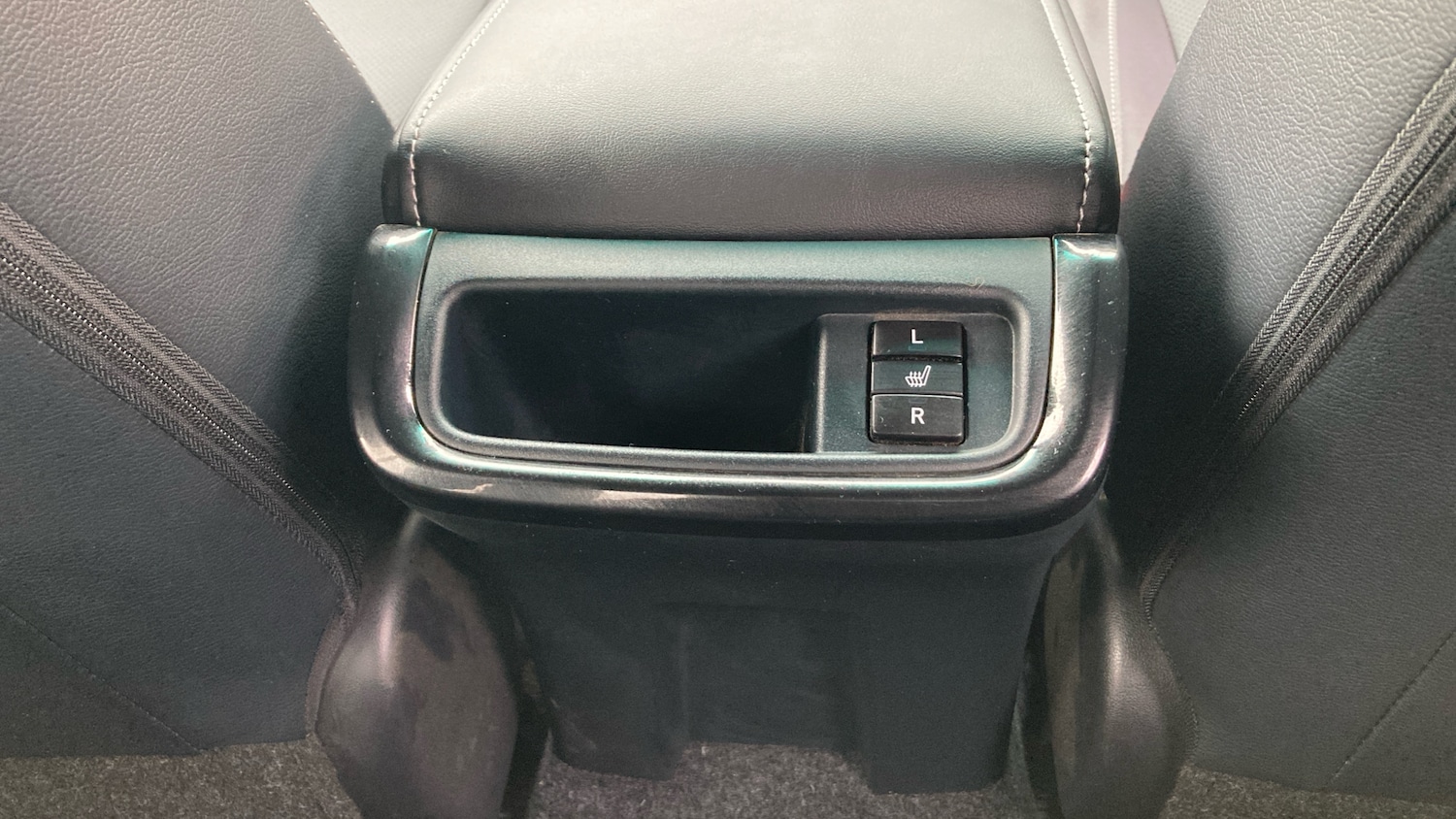 Used Toyota Hilux 2023 for sale - 76255228: Photo 45