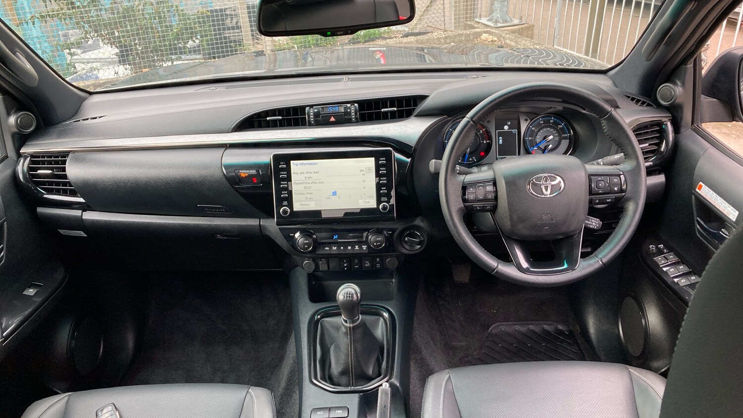 Used Toyota Hilux 2023 for sale - 76255228: Photo 5