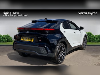 Used Toyota C-HR 2025 for sale - 78309729: Photo