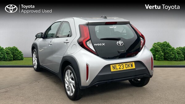 Used Toyota Aygo X 2023 for sale - 76263715: Photo 4