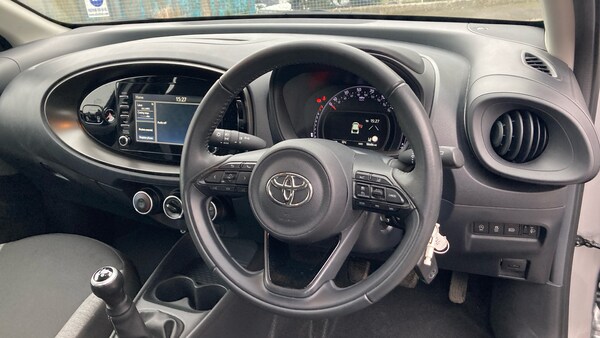 Used Toyota Aygo X 2023 for sale - 76263715: Photo 6