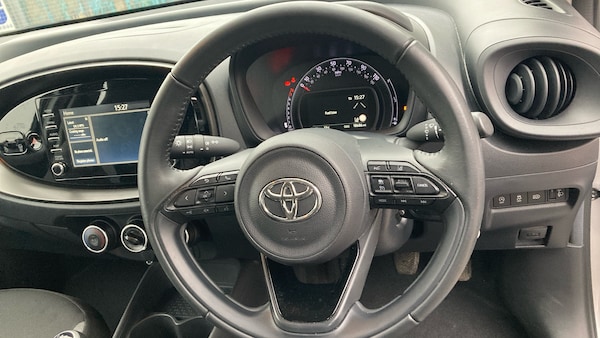 Used Toyota Aygo X 2023 for sale - 76263715: Photo 8