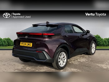 Used Toyota C-HR 2024 for sale - 77501185: Photo