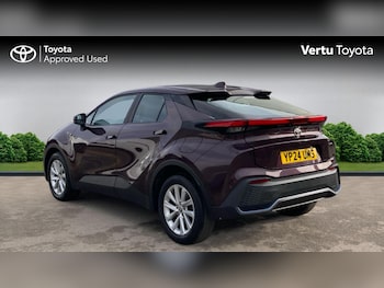 Used Toyota C-HR 2024 for sale - 77501185: Photo