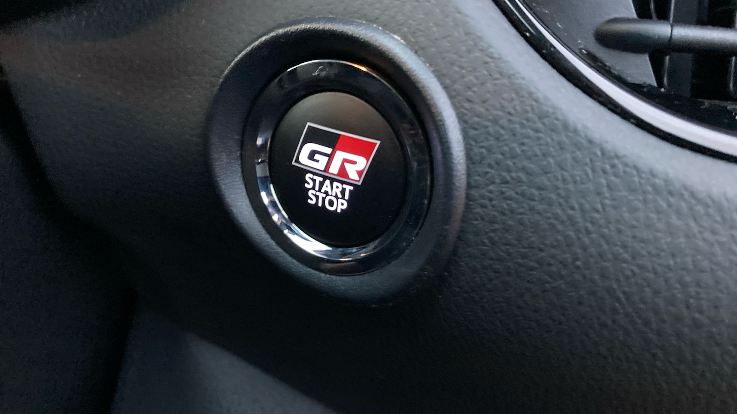 Used Toyota C-HR 2022 for sale - 77103336: Photo 36