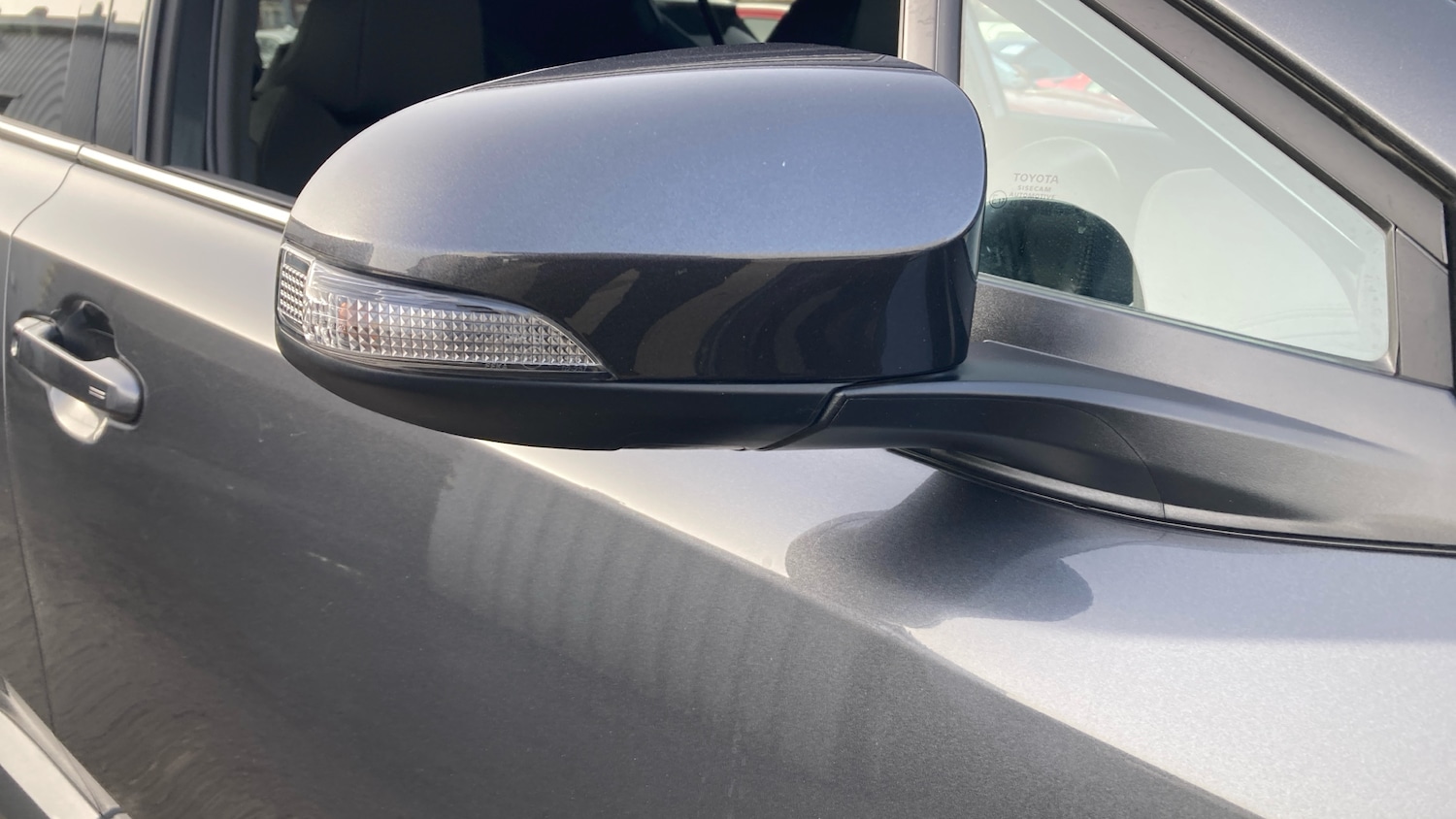 Used Toyota C-HR 2023 for sale - 77903820: Photo 28