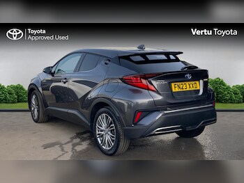 Used Toyota C-HR 2023 for sale - 77903820: Photo