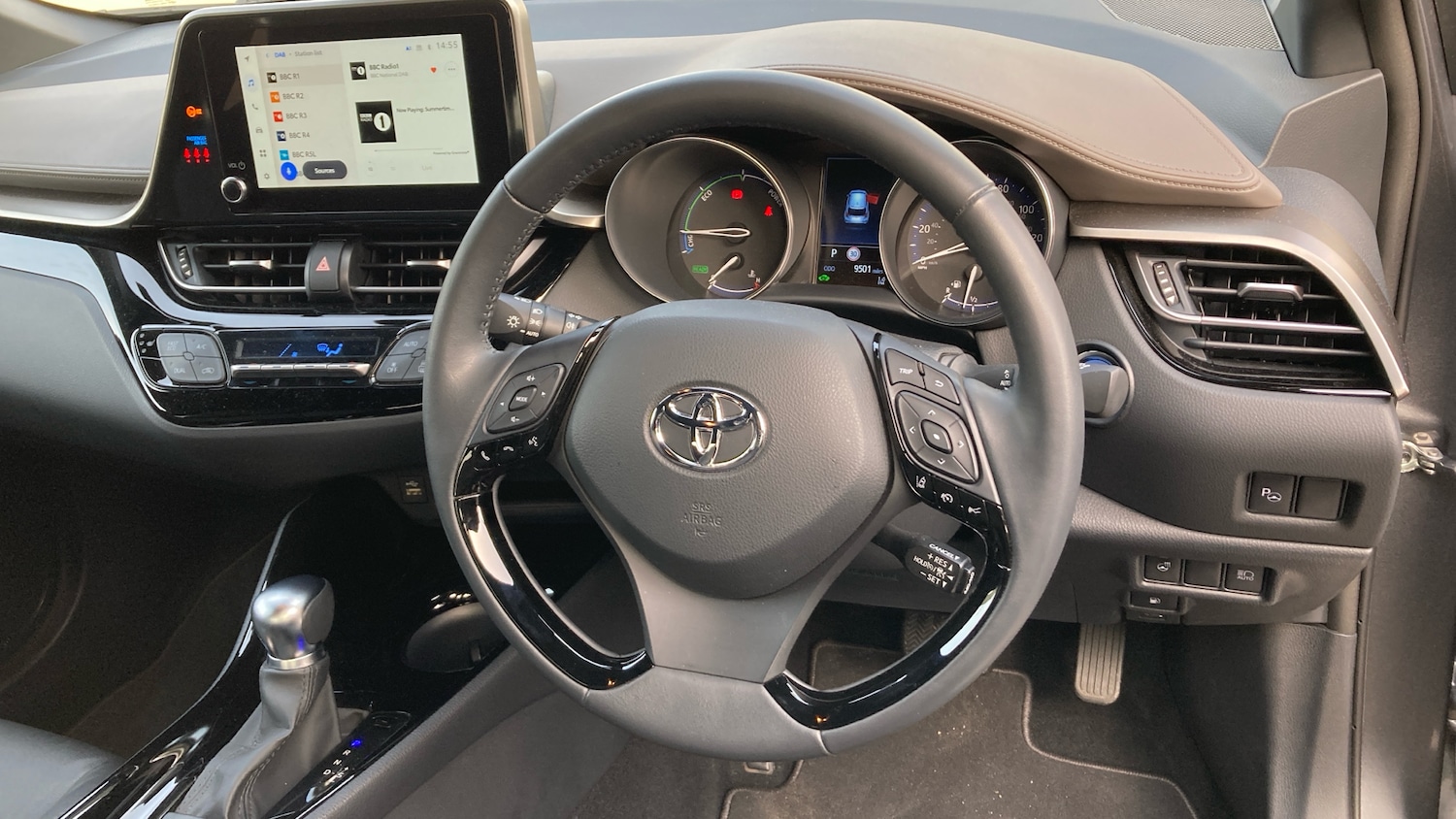 Used Toyota C-HR 2023 for sale - 77903820: Photo 6