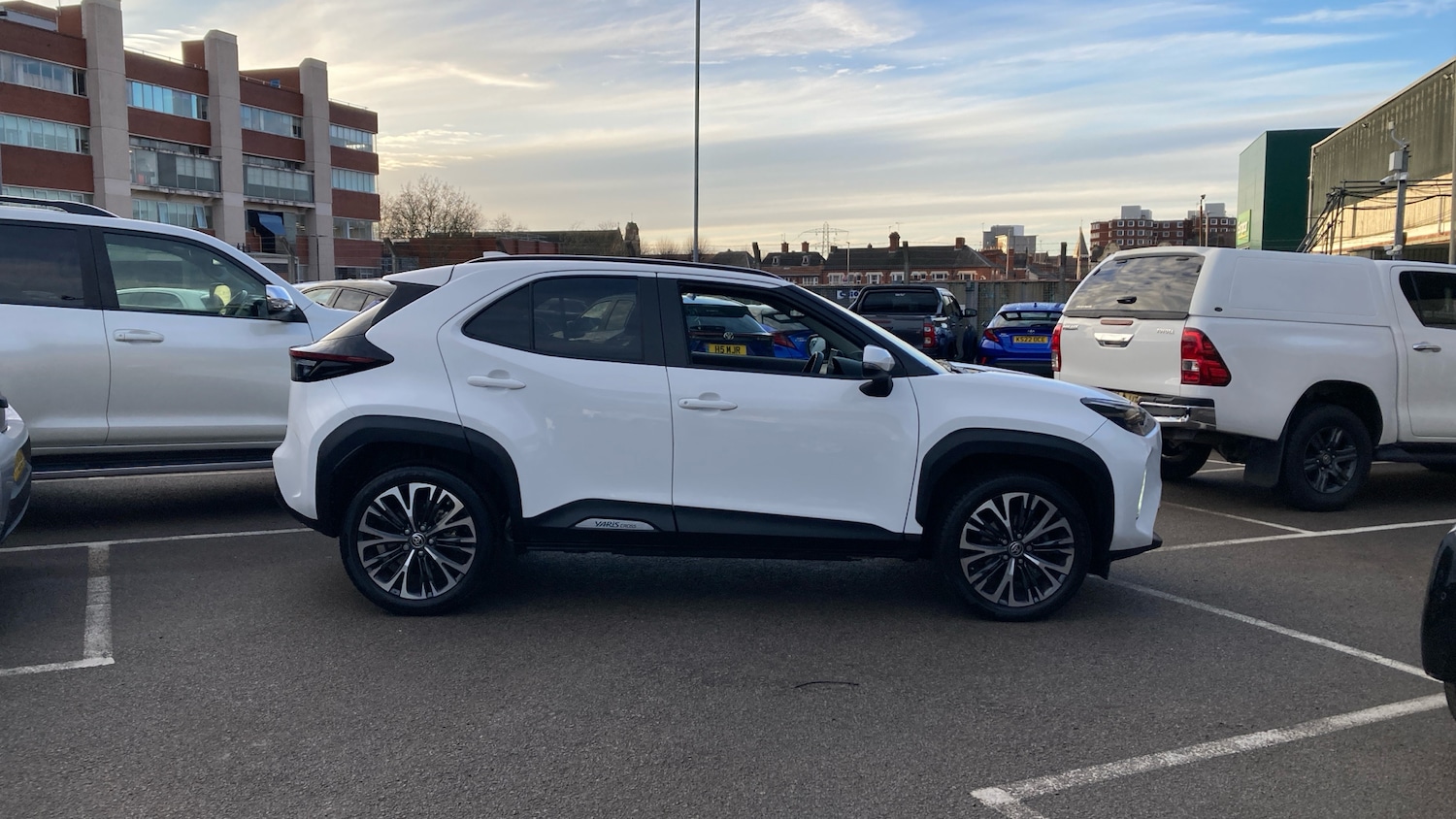 Used Toyota Yaris Cross 2023 for sale - 76969684: Photo 16