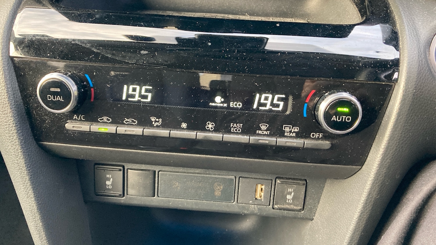 Used Toyota Yaris Cross 2023 for sale - 76969684: Photo 31