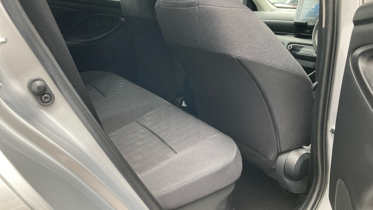 Used Toyota Yaris 2024 for sale - 76028003: Photo 12