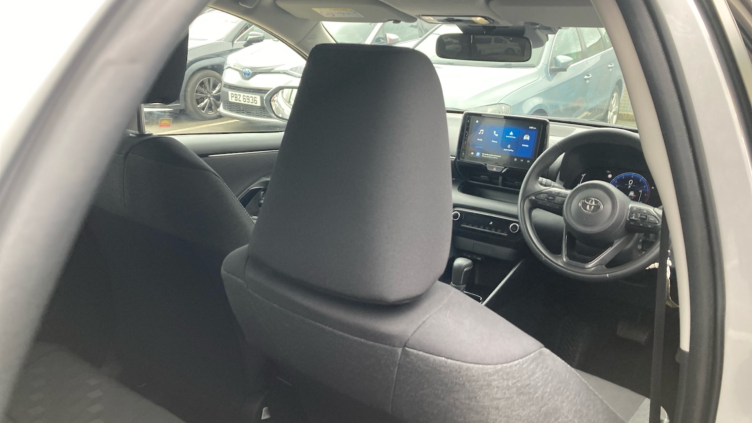 Used Toyota Yaris 2024 for sale - 76028003: Photo 20