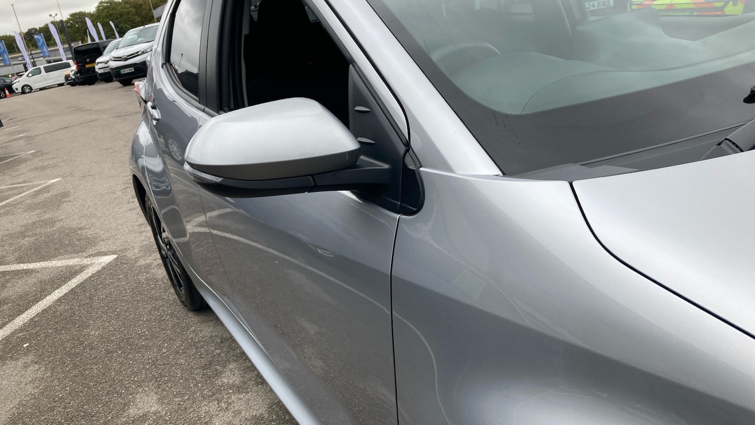 Used Toyota Yaris 2024 for sale - 76028003: Photo 31