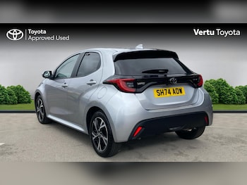 Used Toyota Yaris 2024 for sale - 76028003: Photo 4