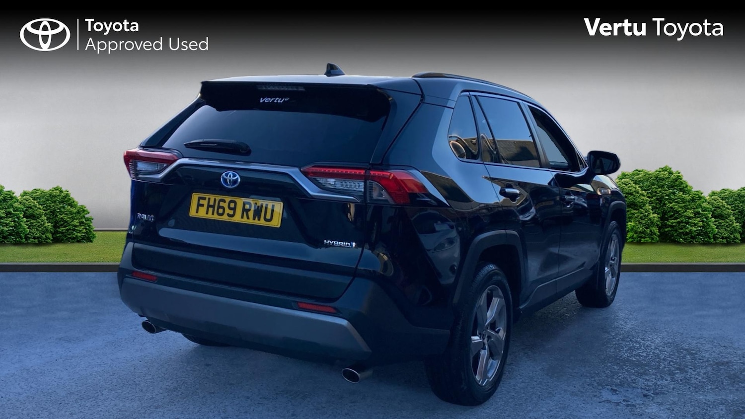 Used Toyota RAV4 2020 for sale - 77085160: Photo 2