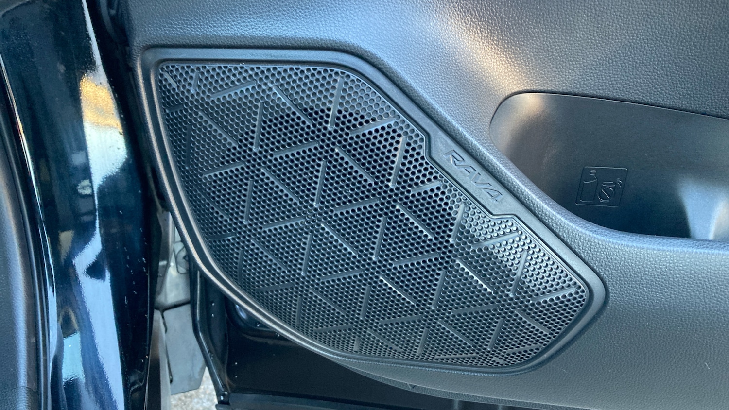 Used Toyota RAV4 2020 for sale - 77085160: Photo 33