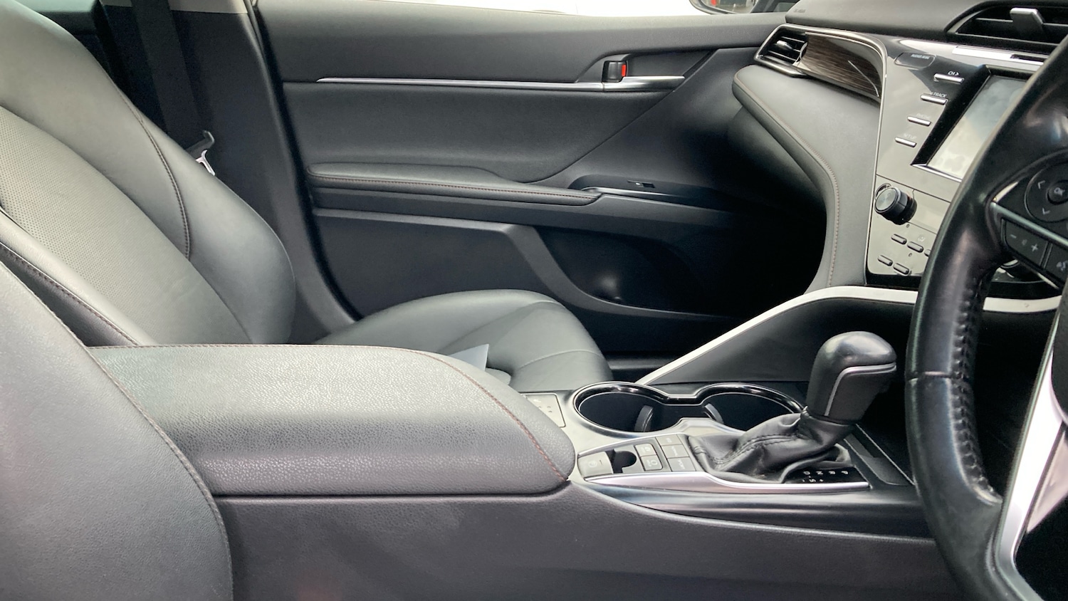 Used Toyota Camry 2019 for sale - 77668393: Photo 36