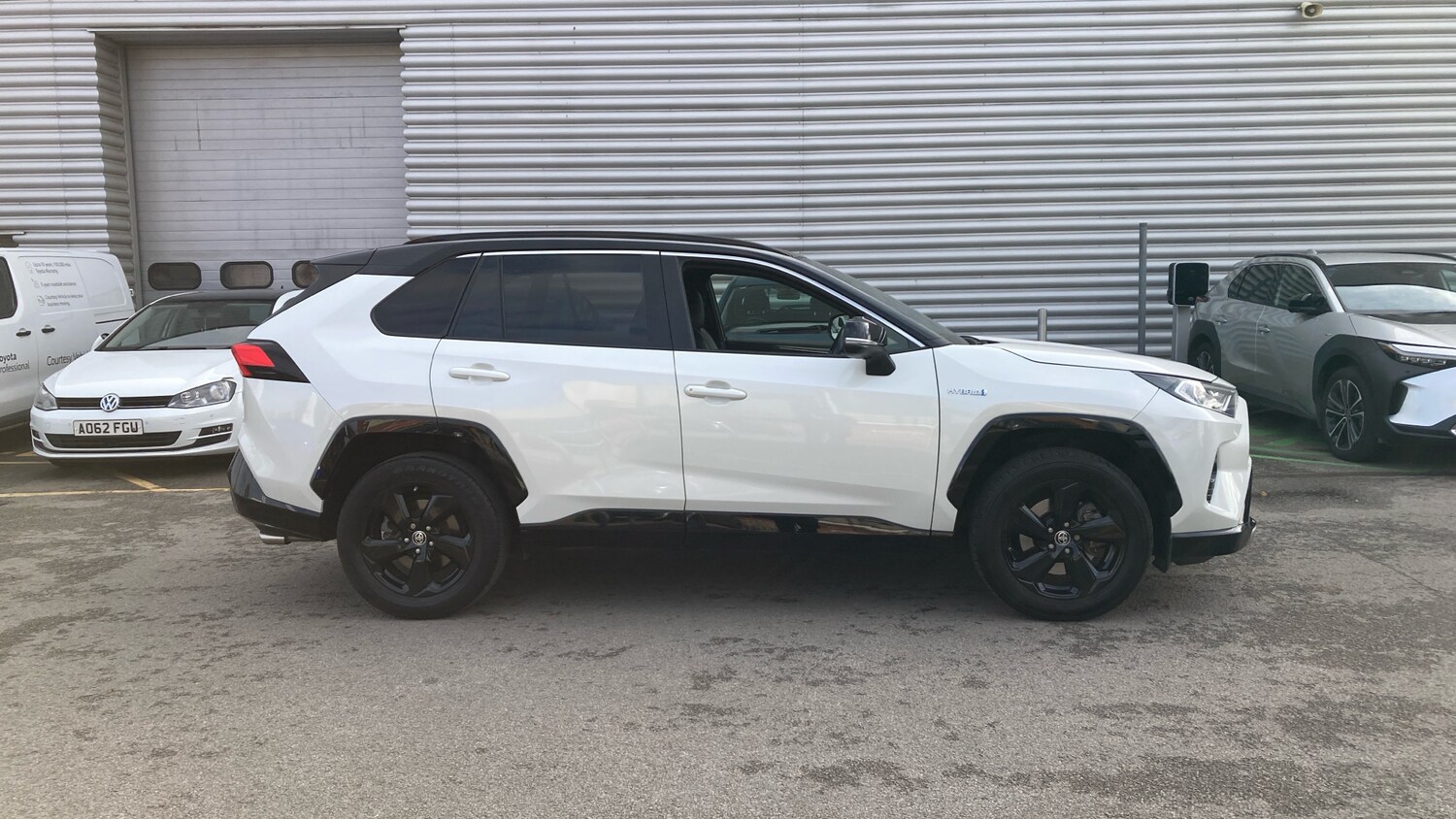 Used Toyota RAV4 2020 for sale - 76224869: Photo 16