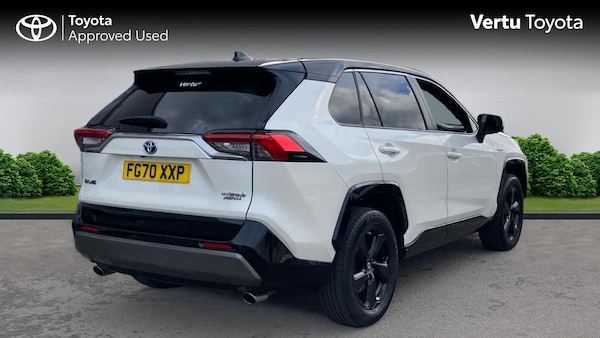 Used Toyota RAV4 2020 for sale - 76224869: Photo 2