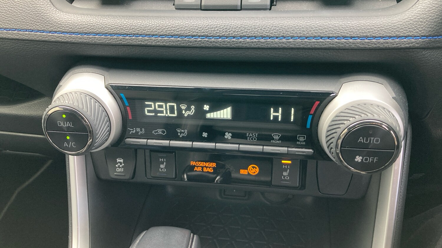 Used Toyota RAV4 2020 for sale - 76224869: Photo 38