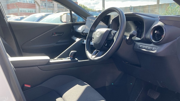 Used Toyota C-HR 2024 for sale - 75997228: Photo 11
