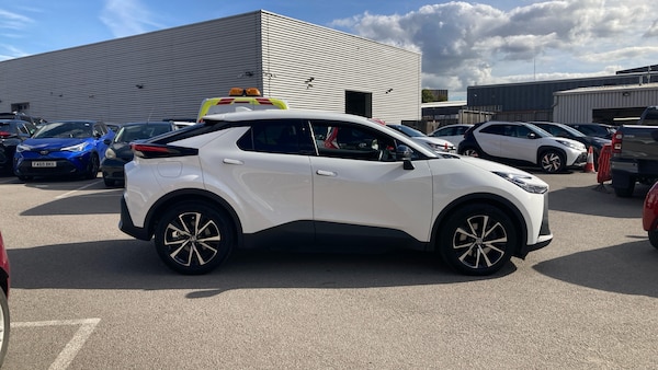 Used Toyota C-HR 2024 for sale - 75997228: Photo 16