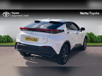 Used Toyota C-HR 2024 for sale - 75997228: Photo 2