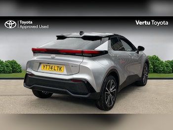 Used Toyota C-HR 2024 for sale - 77777480: Photo