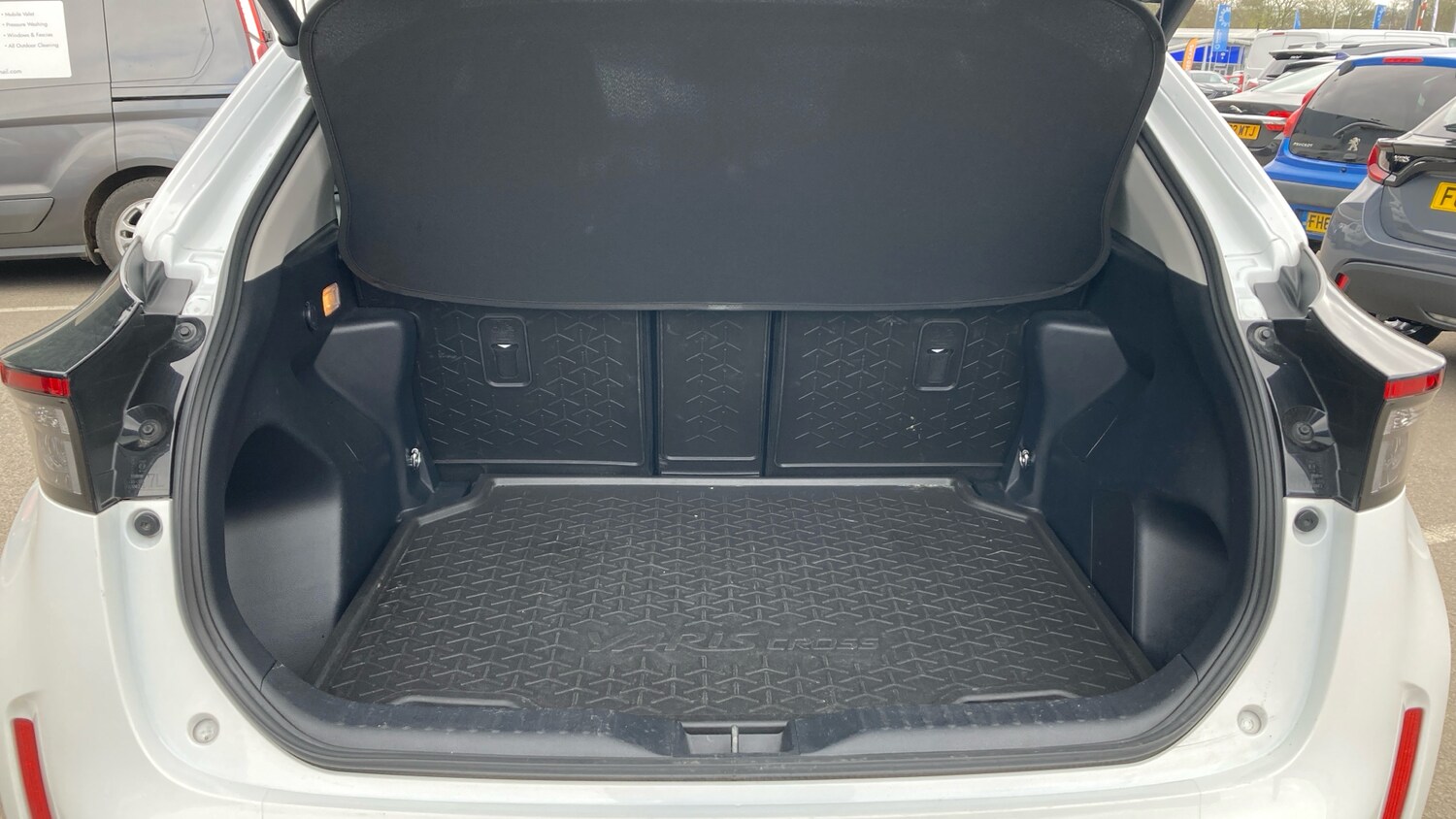 Used Toyota Yaris Cross 2024 for sale - 78223195: Photo 14