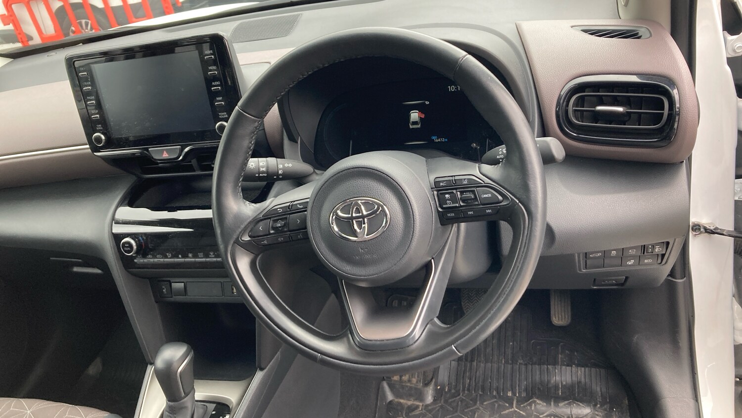 Used Toyota Yaris Cross 2024 for sale - 78223195: Photo 6