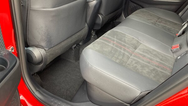 Used Toyota C-HR 2023 for sale - 76026006: Photo 13