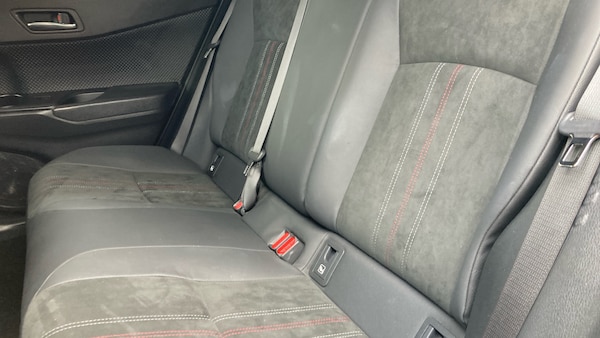 Used Toyota C-HR 2023 for sale - 76026006: Photo 21