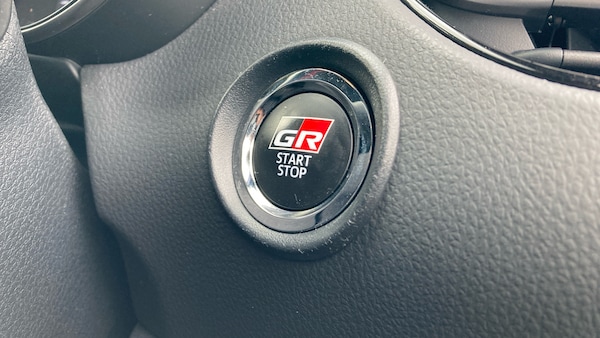 Used Toyota C-HR 2023 for sale - 76026006: Photo 40