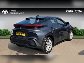 Used Toyota C-HR 2025 for sale - 79641142: Photo