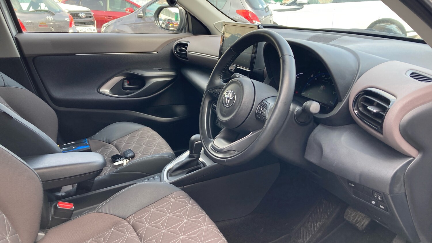 Used Toyota Yaris Cross 2022 for sale - 78223176: Photo 12