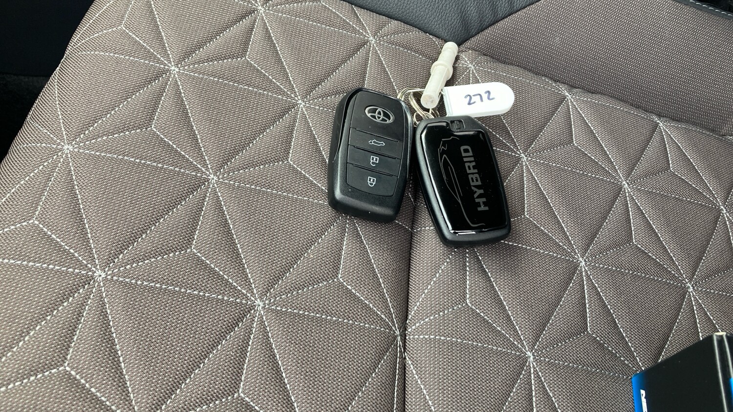 Used Toyota Yaris Cross 2022 for sale - 78223176: Photo 28